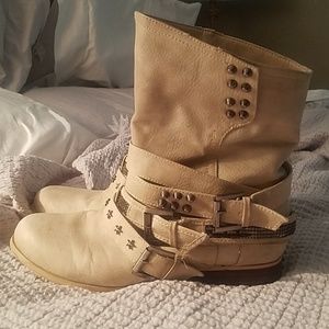 Cream Studded Boots